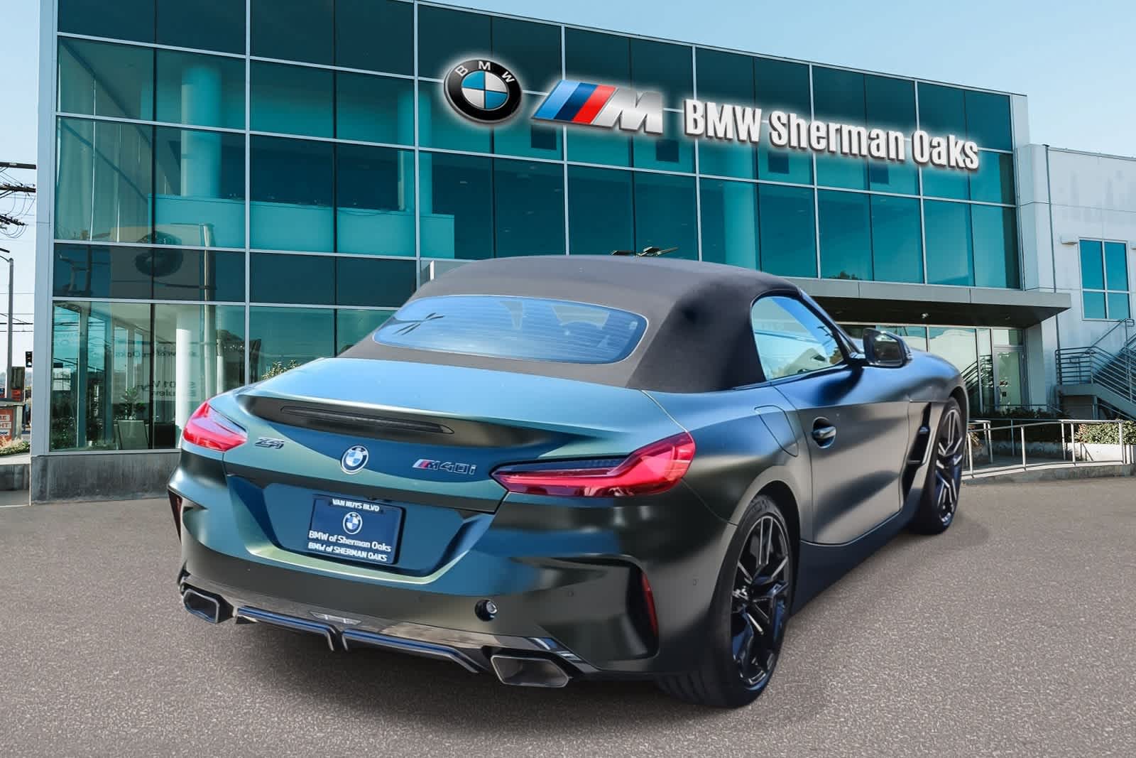 Thumbnail: 2026 BMW Z4 - 4