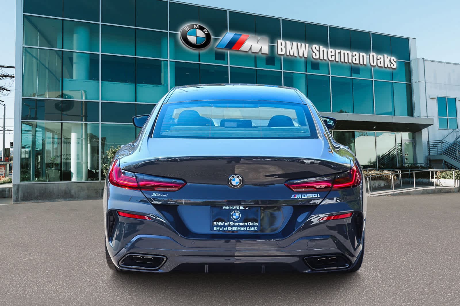 Thumbnail: 2026 BMW 8 Series - 5