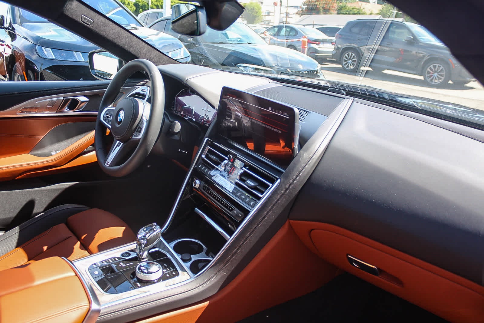 Thumbnail: 2026 BMW 8 Series - 16