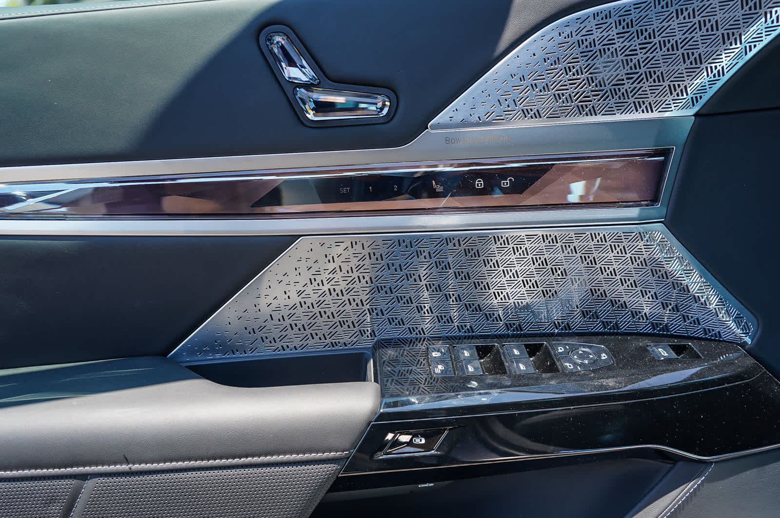 Thumbnail: 2026 BMW 7 Series - 21