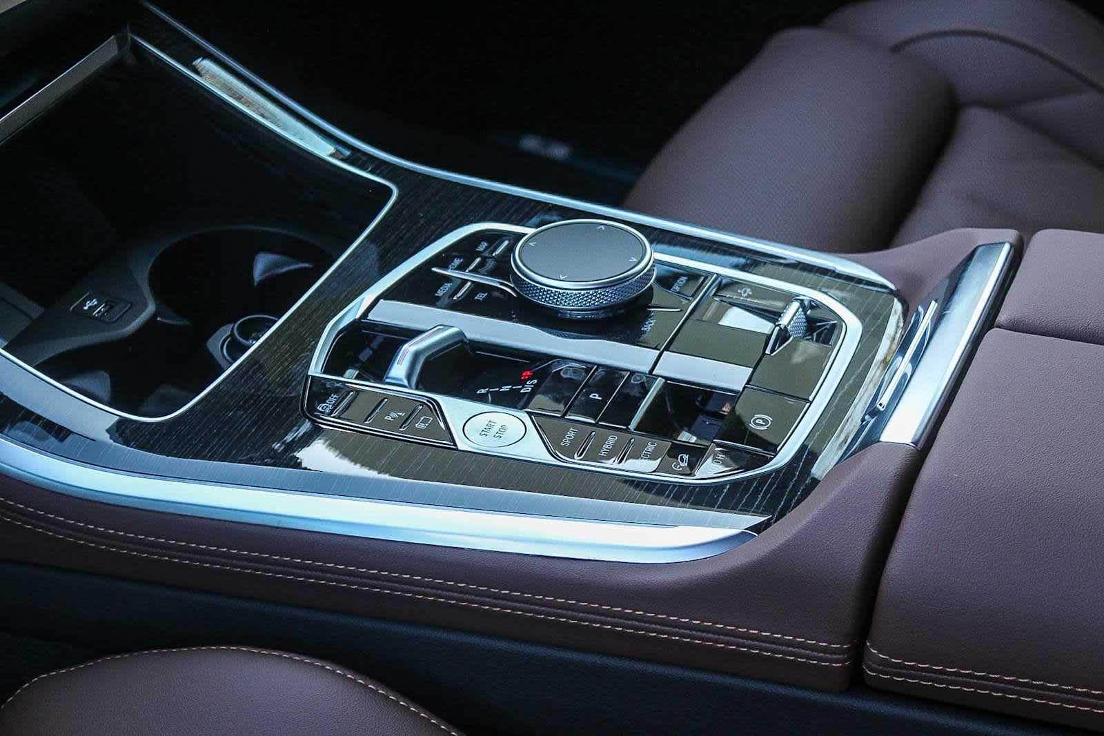 Thumbnail: 2026 BMW X5 - 19
