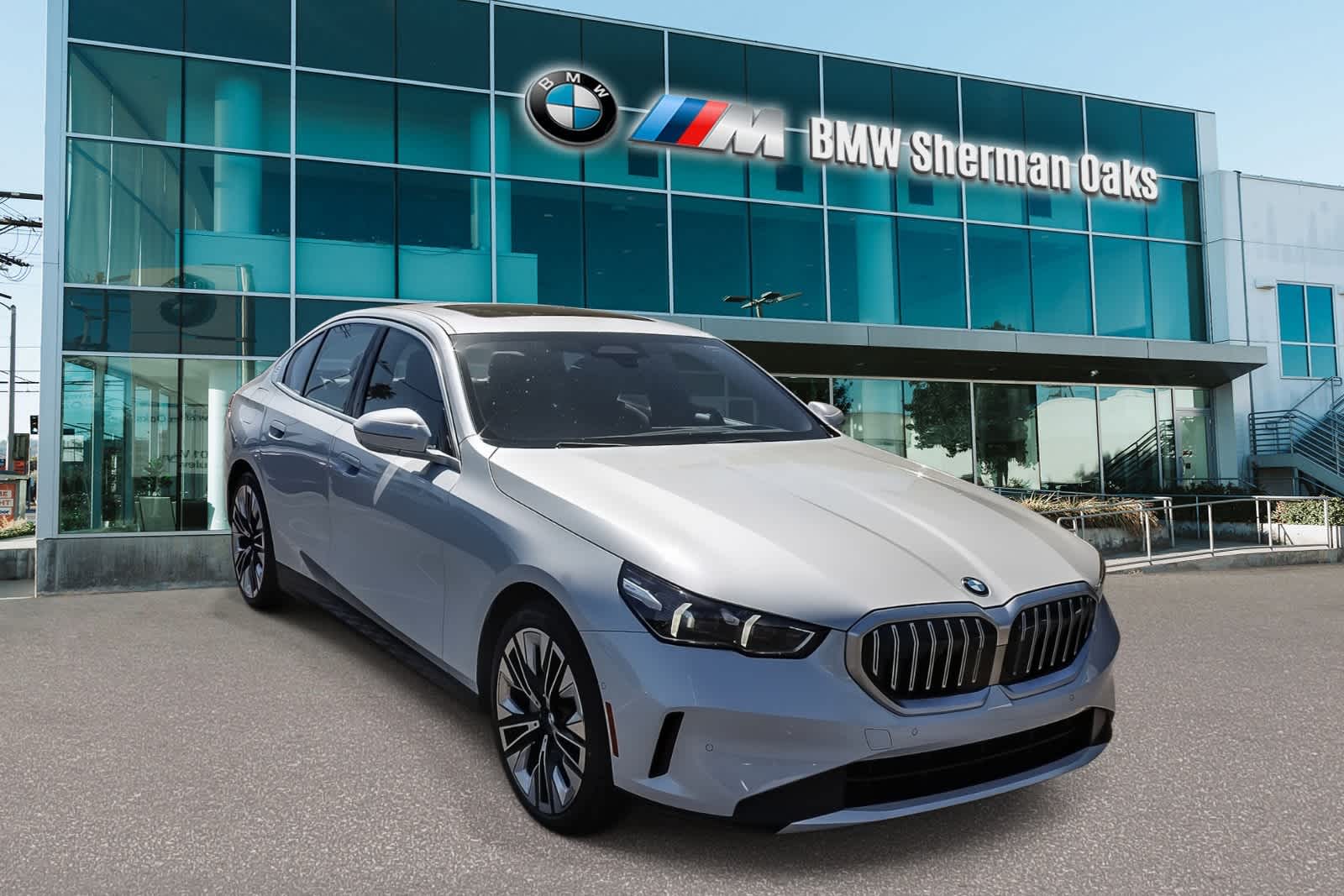 2026 BMW 540i xDrive photo 5