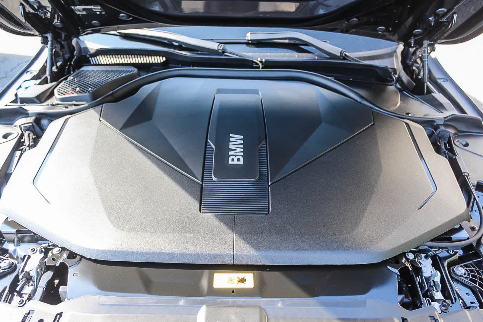 Thumbnail: 2026 BMW i5 - 26