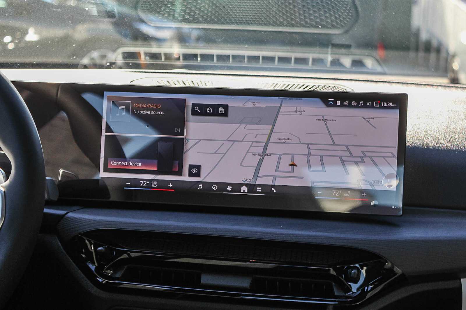 Thumbnail: 2026 BMW 3 Series - 14