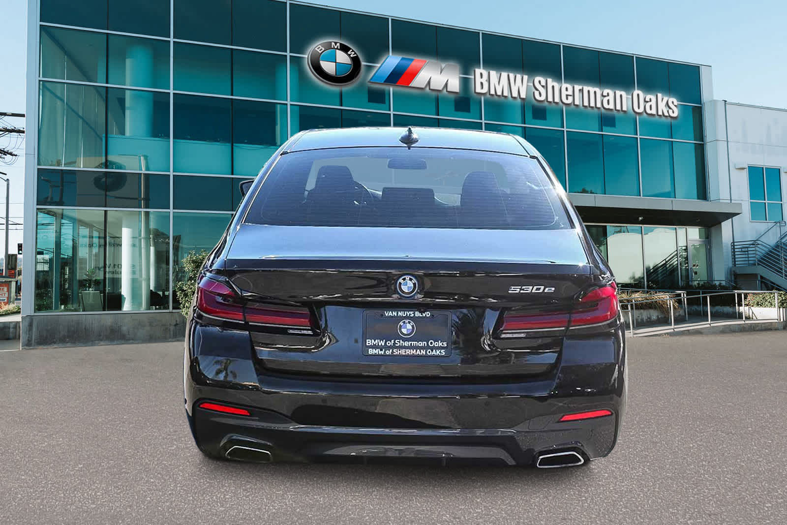 Thumbnail: 2023 BMW 5 Series - 5