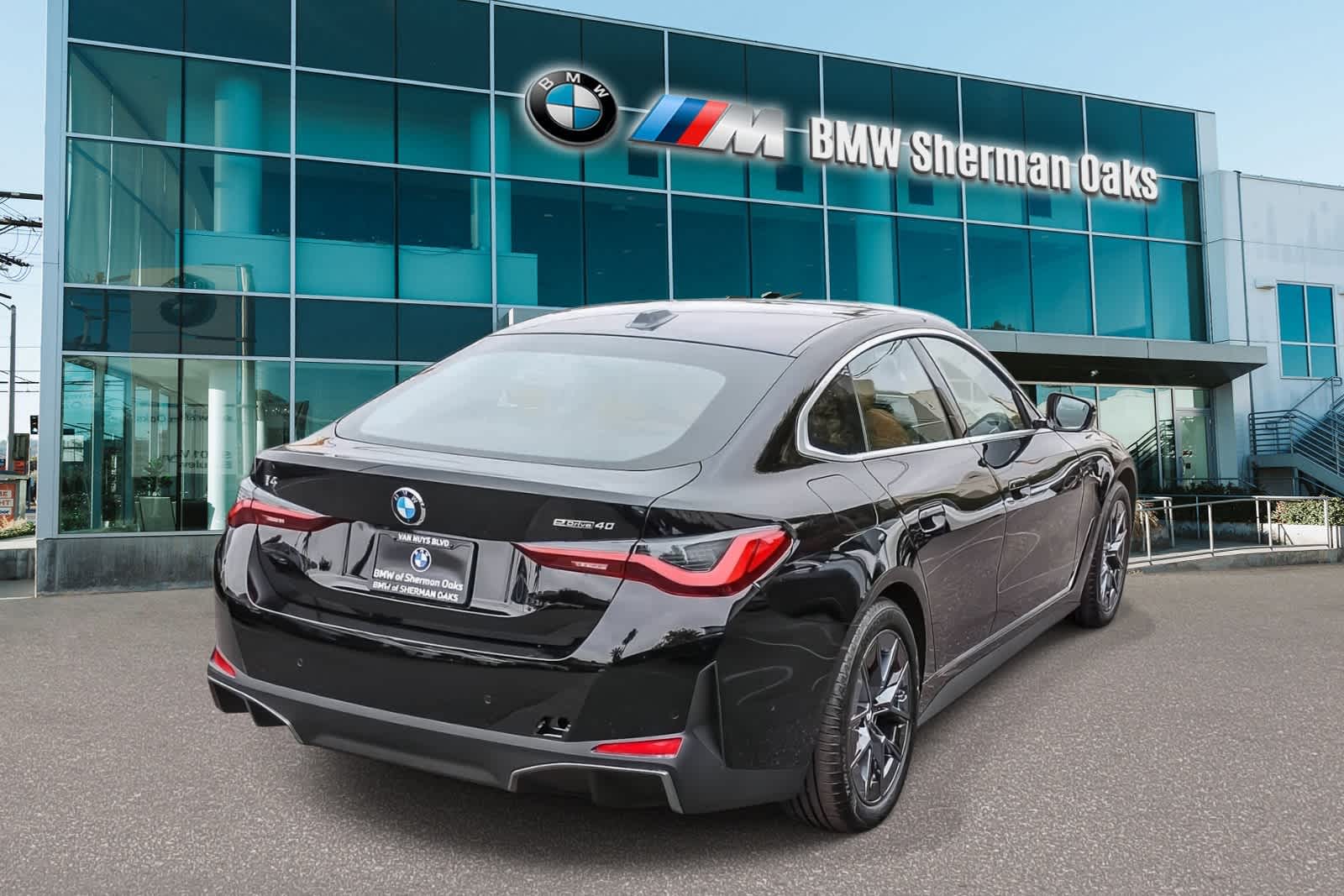 Thumbnail: 2026 BMW i4 - 4