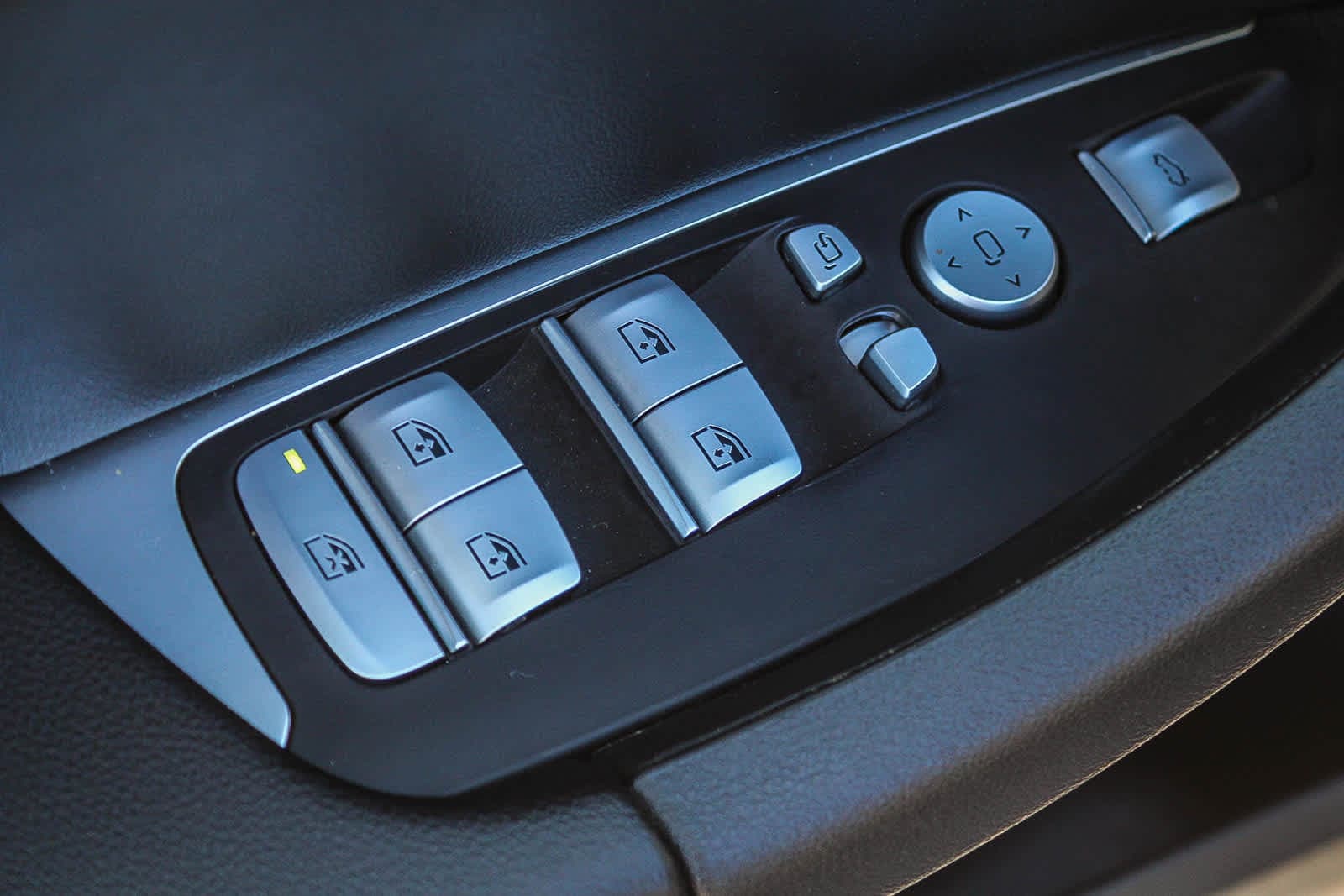 Thumbnail: 2024 BMW X3 - 21