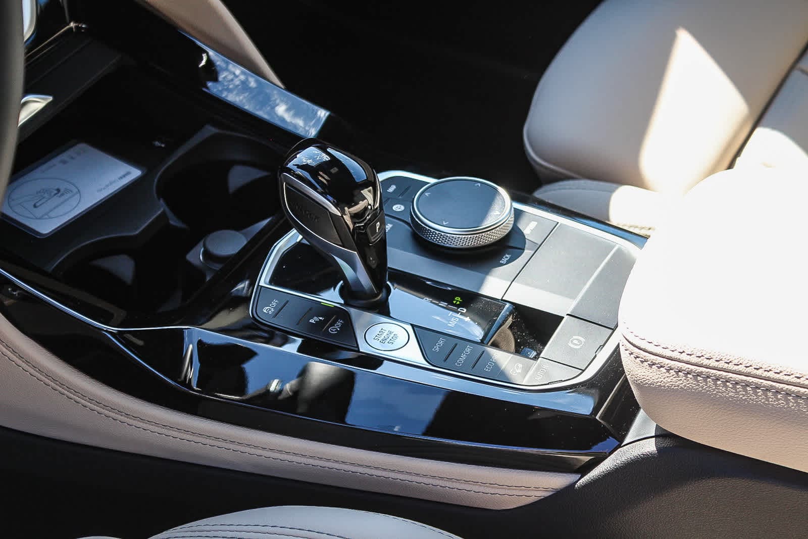 Thumbnail: 2025 BMW X4 - 19