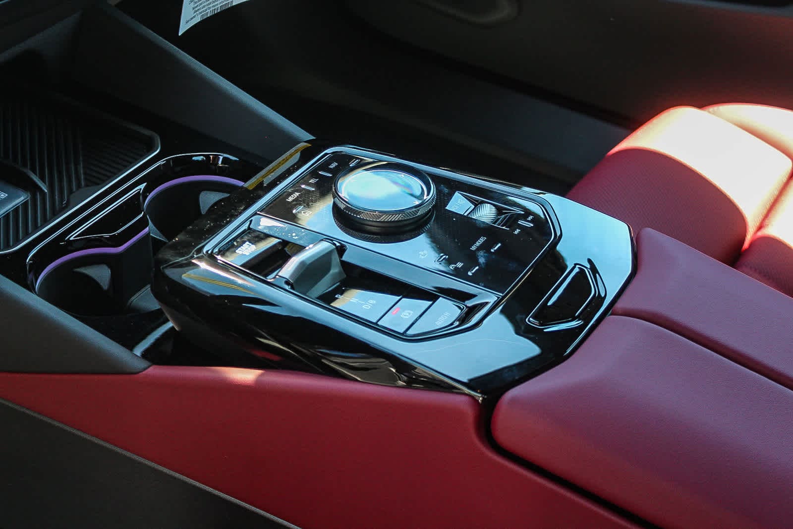 Thumbnail: 2026 BMW i5 - 19