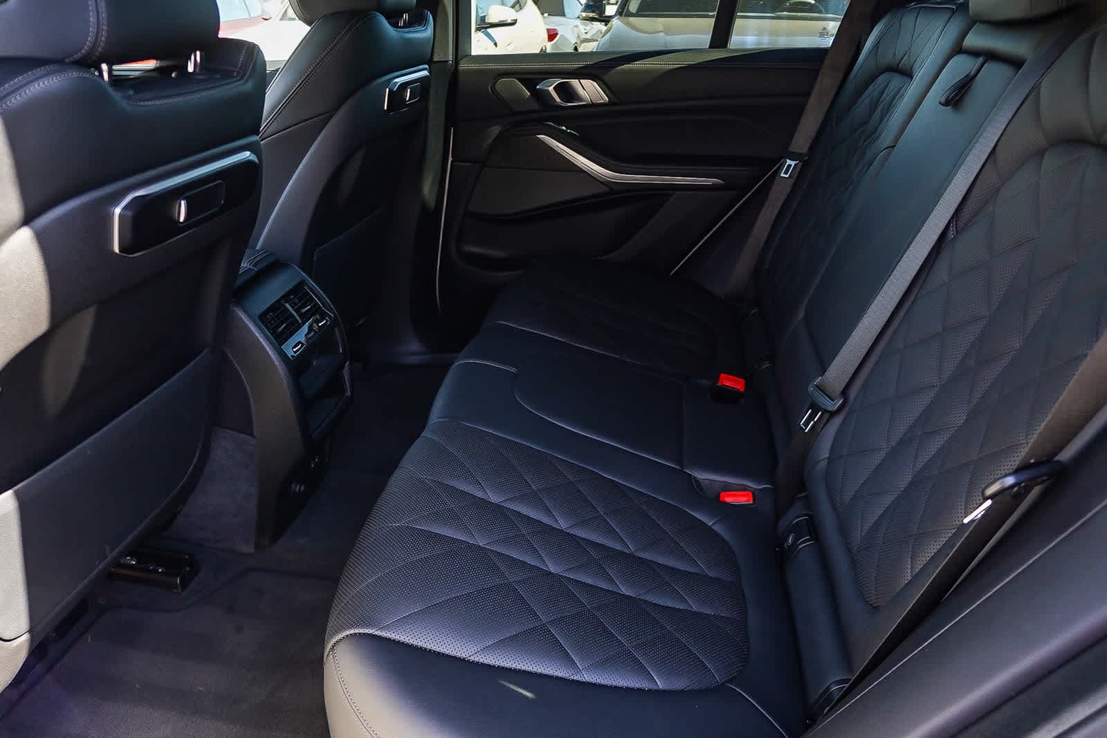 Thumbnail: 2025 BMW X5 - 21