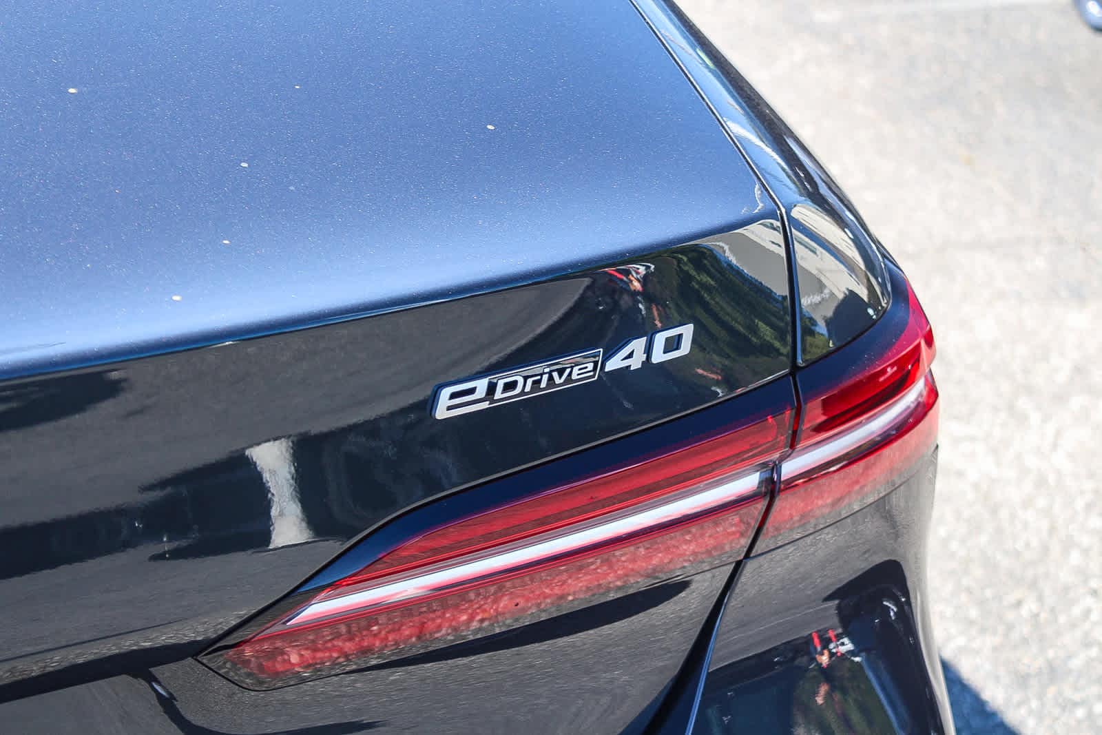 Thumbnail: 2026 BMW i5 - 25