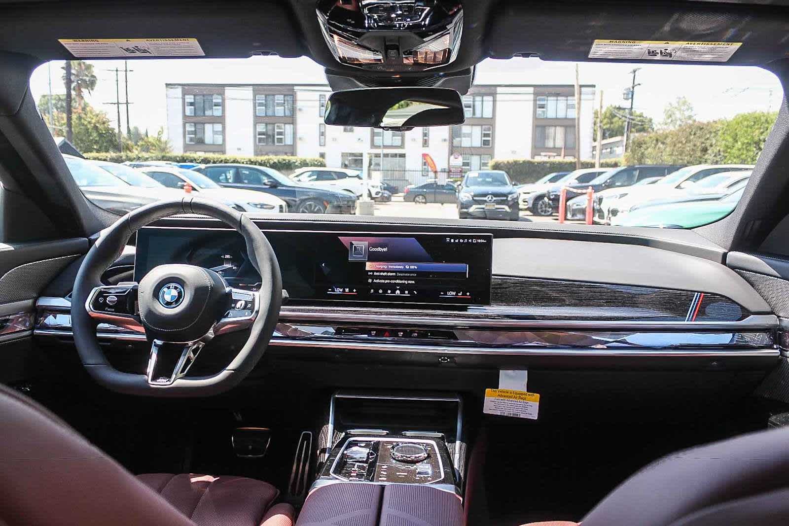 Thumbnail: 2026 BMW i7 - 21