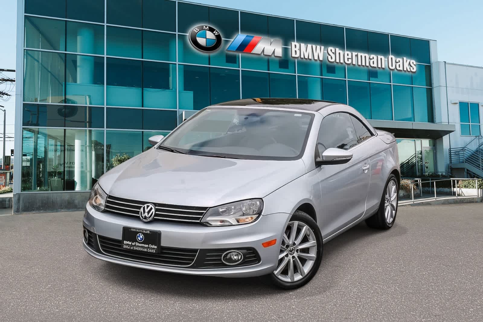 Thumbnail: 2013 Volkswagen Eos - 2