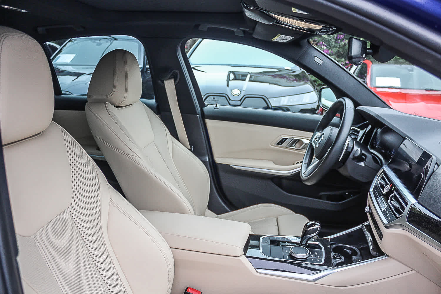 Thumbnail: 2022 BMW 3 Series - 16