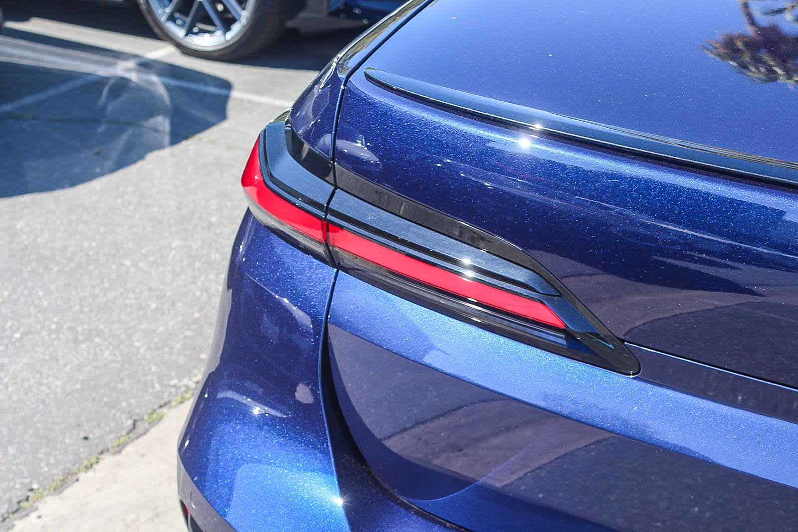 Thumbnail: 2026 BMW 7 Series - 7