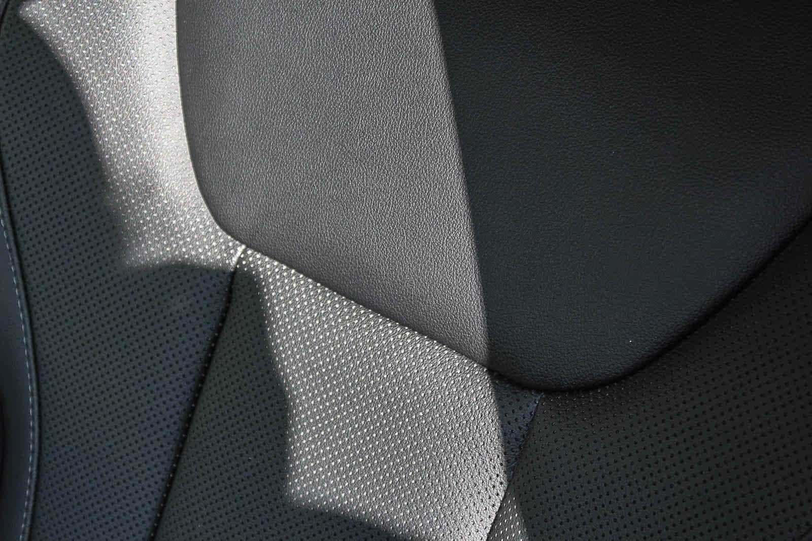 Thumbnail: 2025 BMW X4 - 24