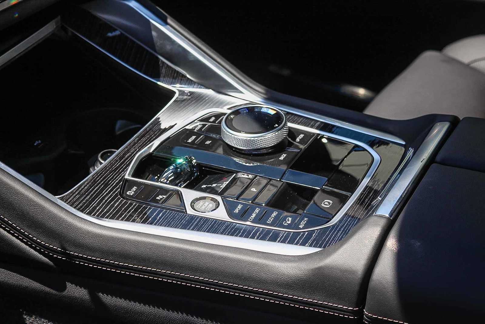 Thumbnail: 2026 BMW X6 - 19