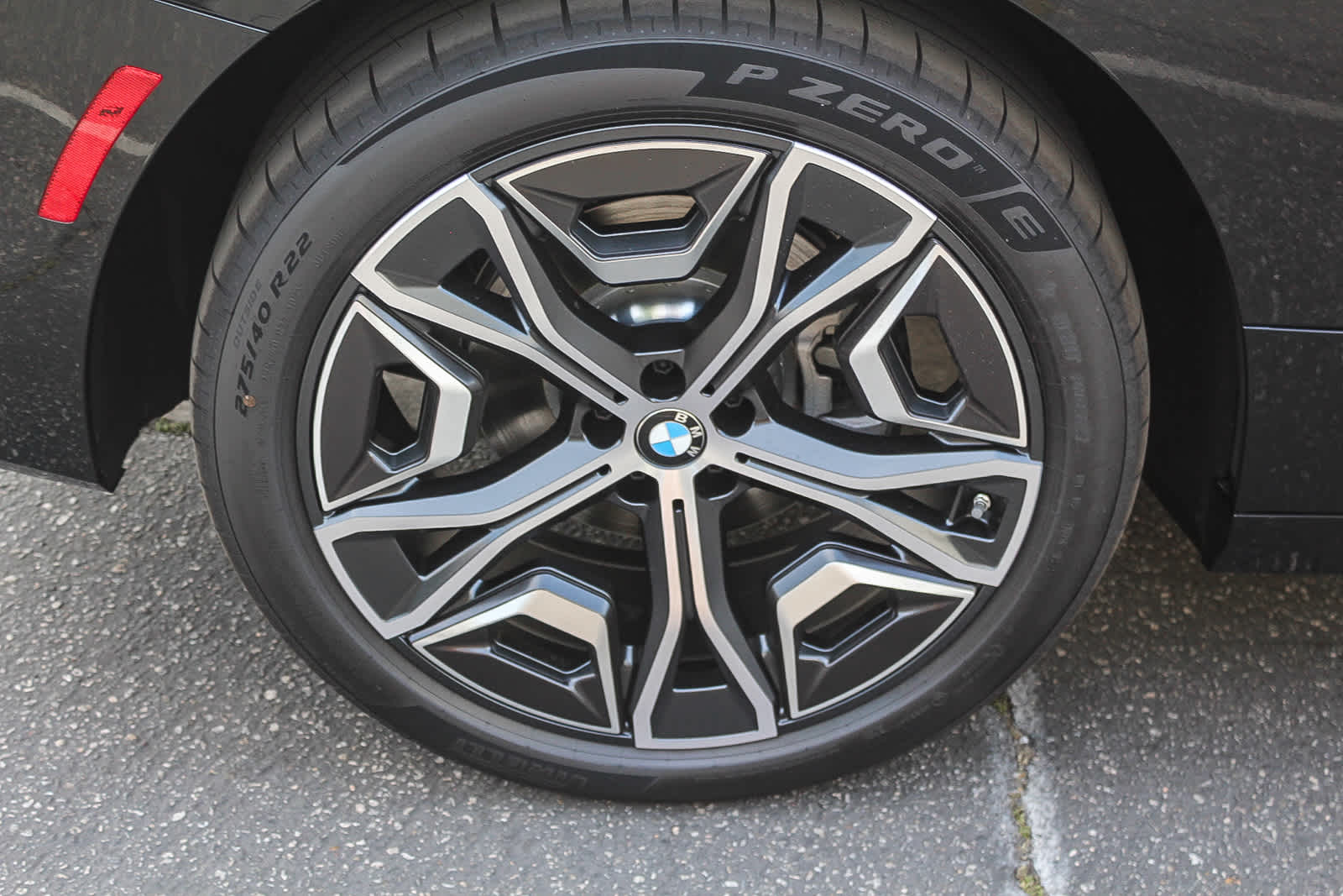 Thumbnail: 2026 BMW iX - 8