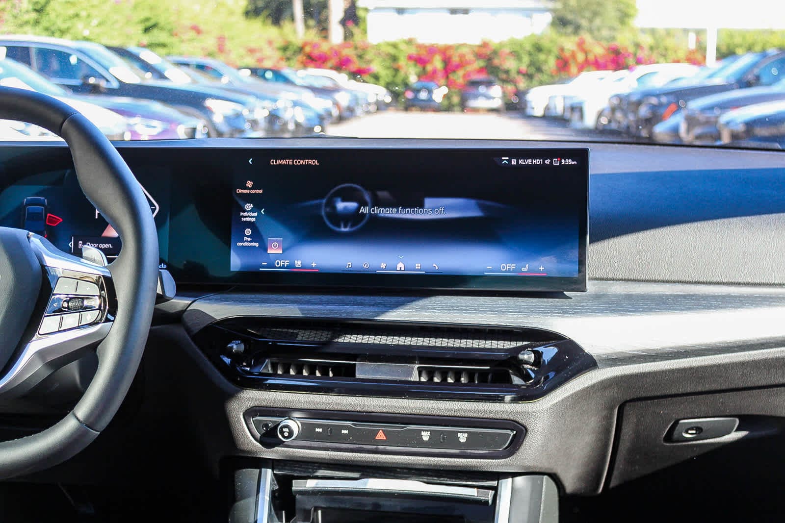 Thumbnail: 2025 BMW 3 Series - 13