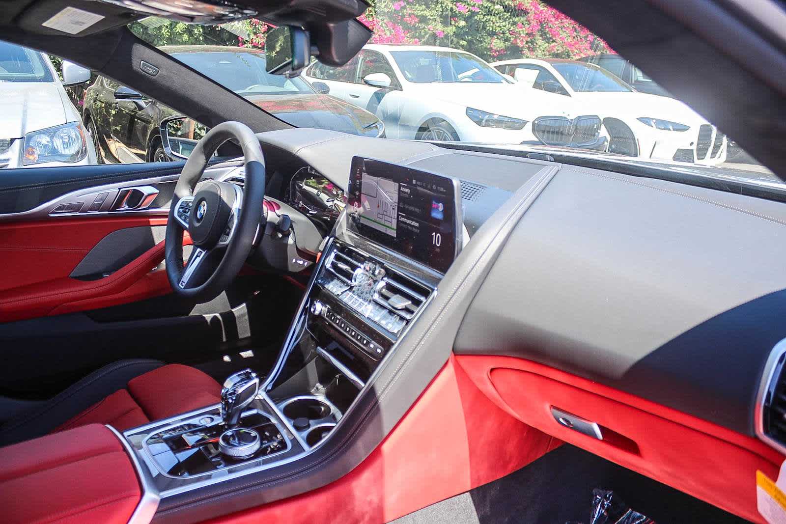 Thumbnail: 2026 BMW 8 Series - 16