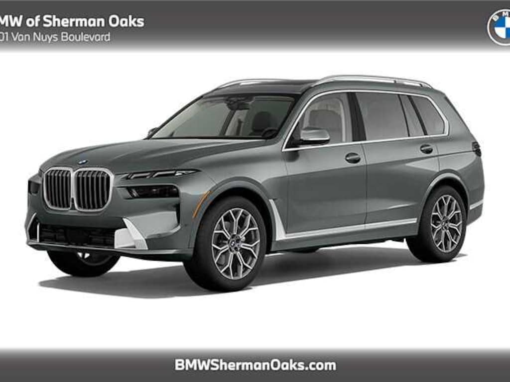 New 2026 BMW X7 xDrive40i SUV