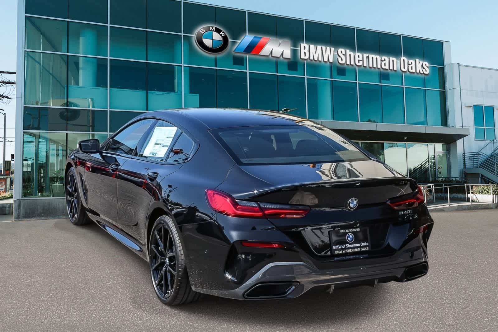 Thumbnail: 2026 BMW 8 Series - 6
