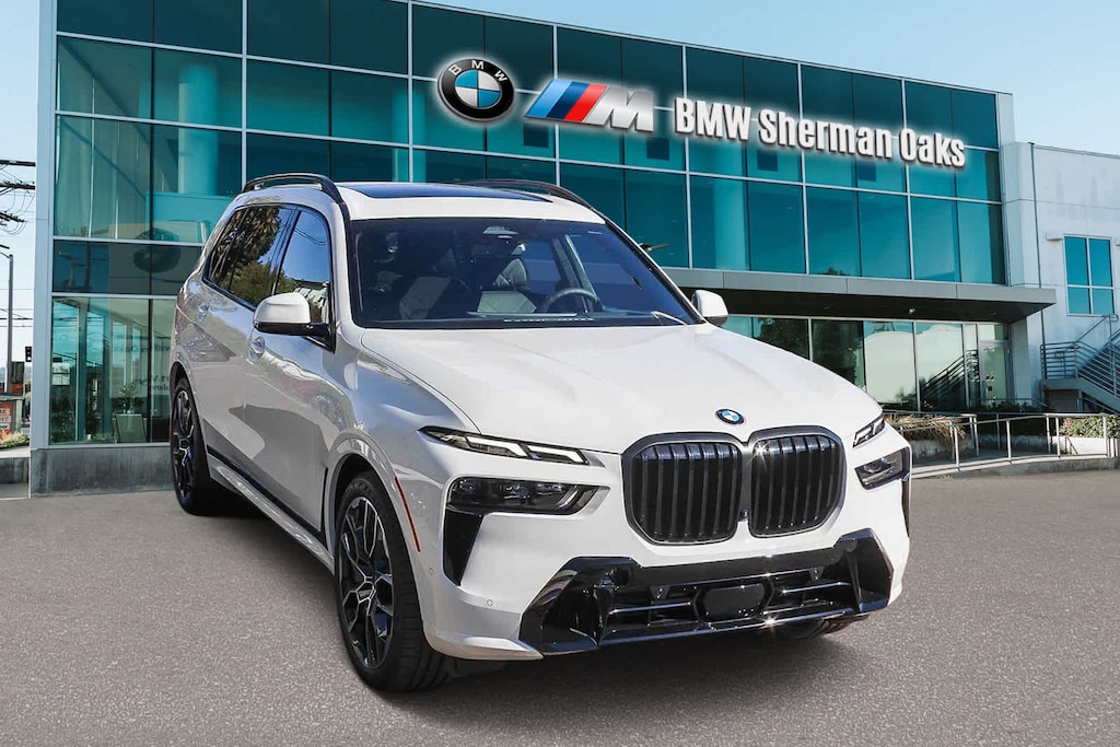 New 2026 BMW X7 xDrive40i SUV