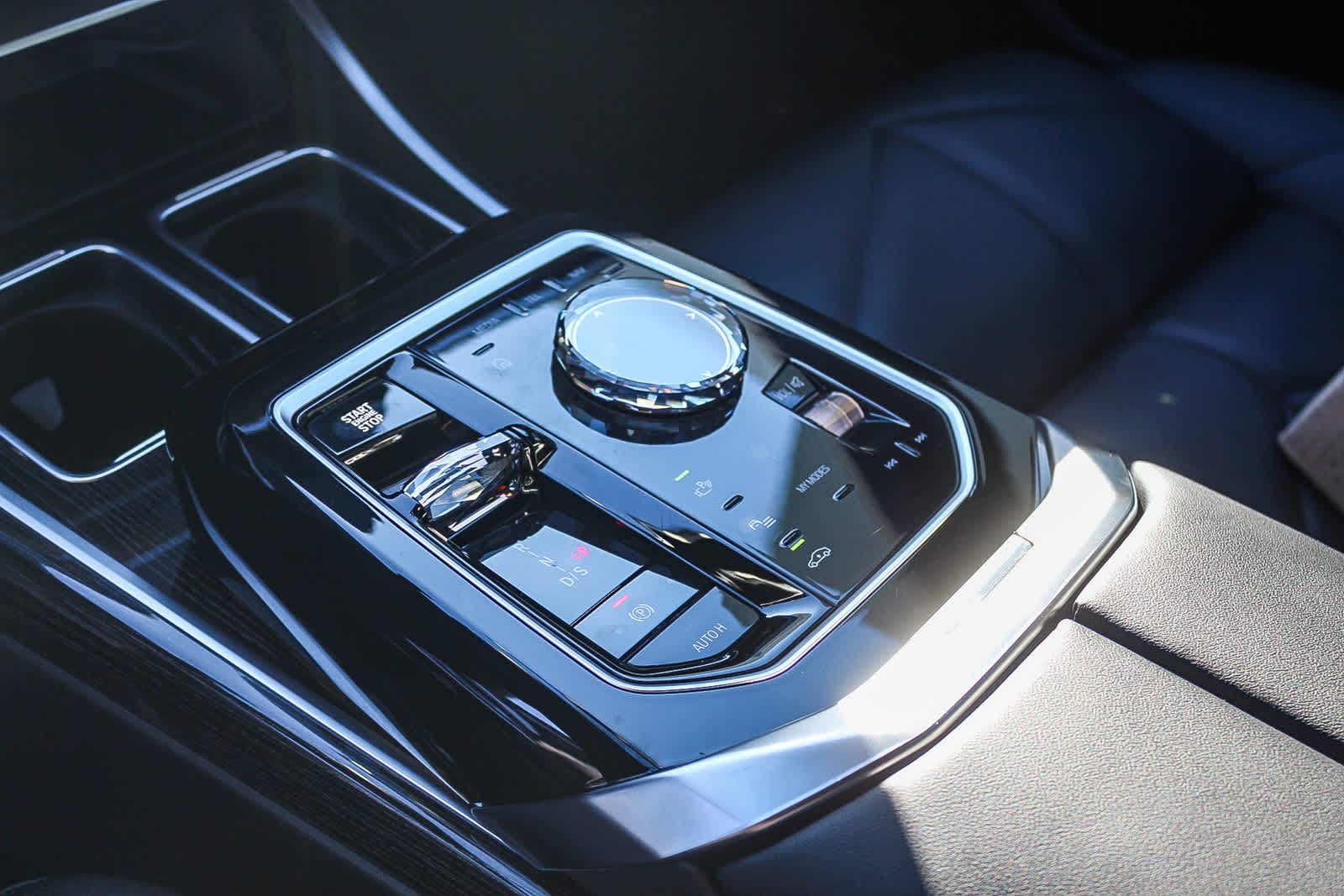 Thumbnail: 2025 BMW 7 Series - 19