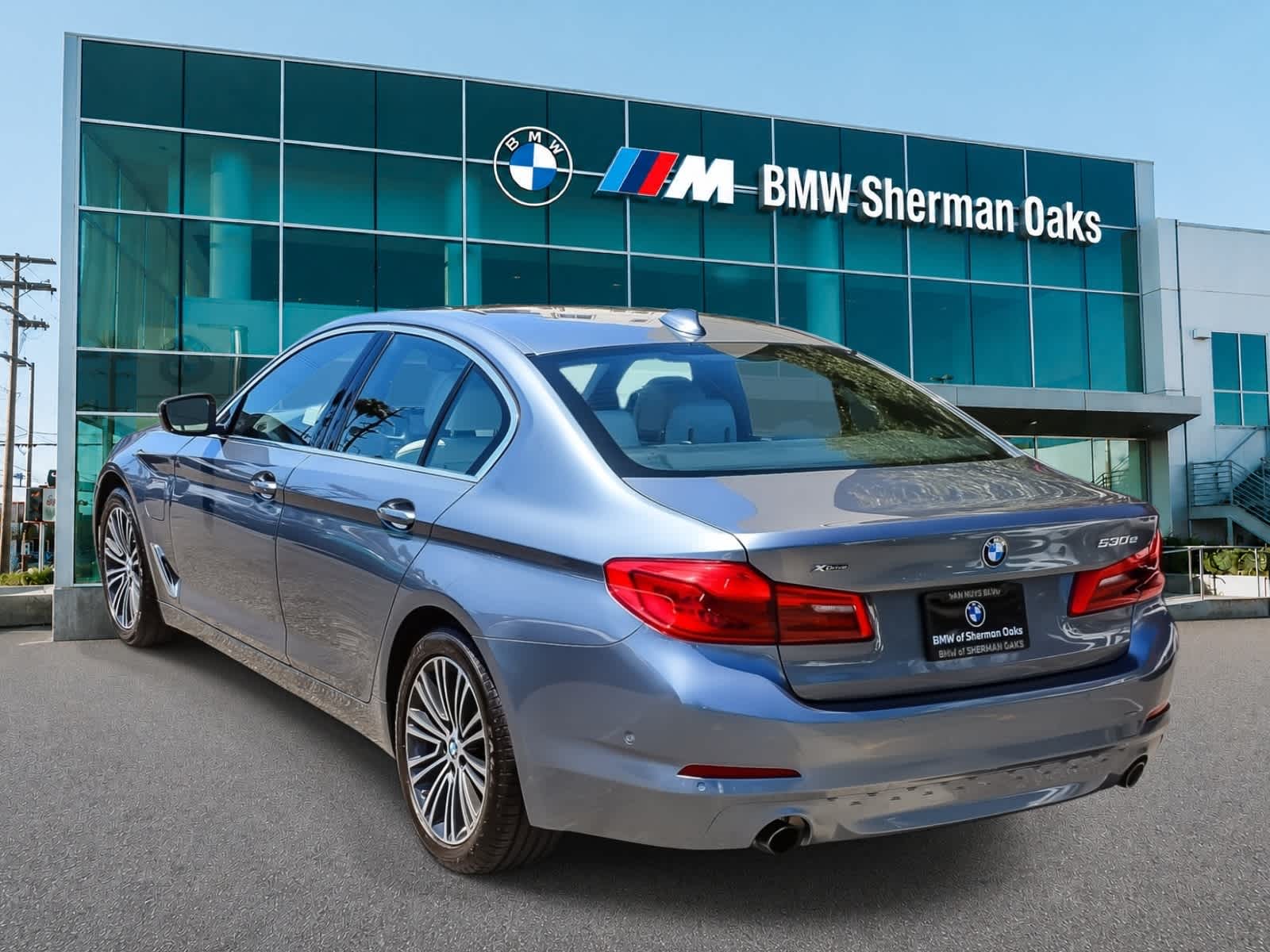 Thumbnail: 2020 BMW 5 Series - 6