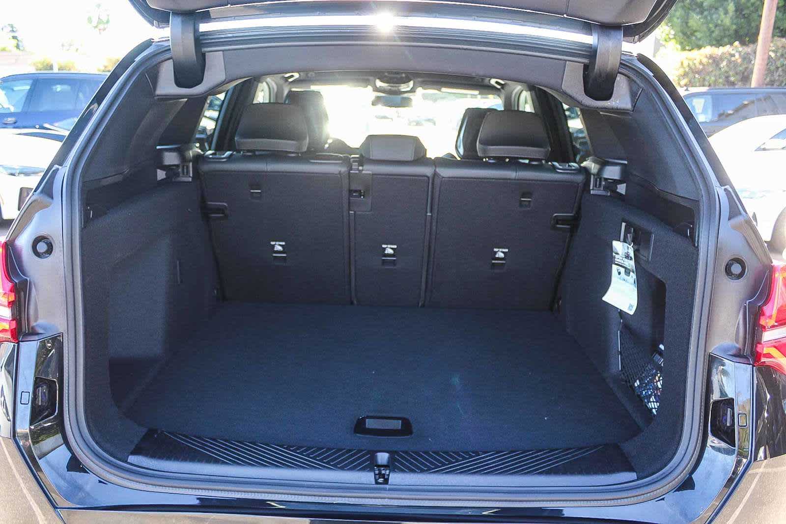 Thumbnail: 2025 BMW X3 - 24