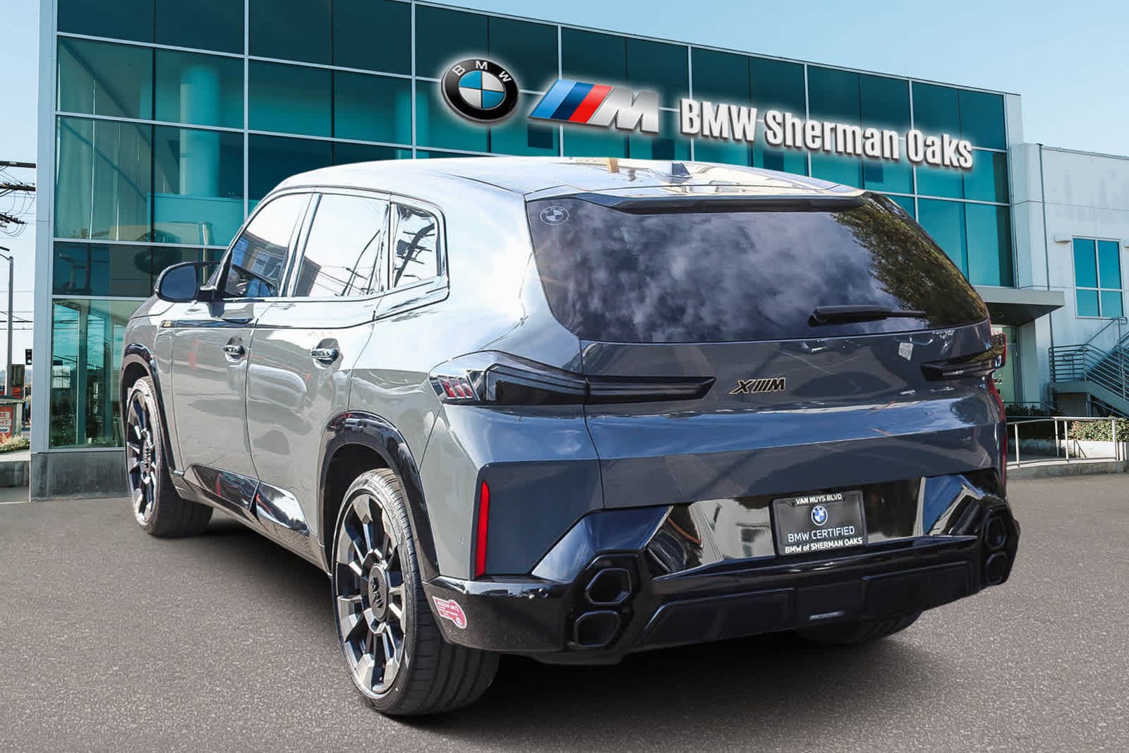 Thumbnail: 2024 BMW XM - 6