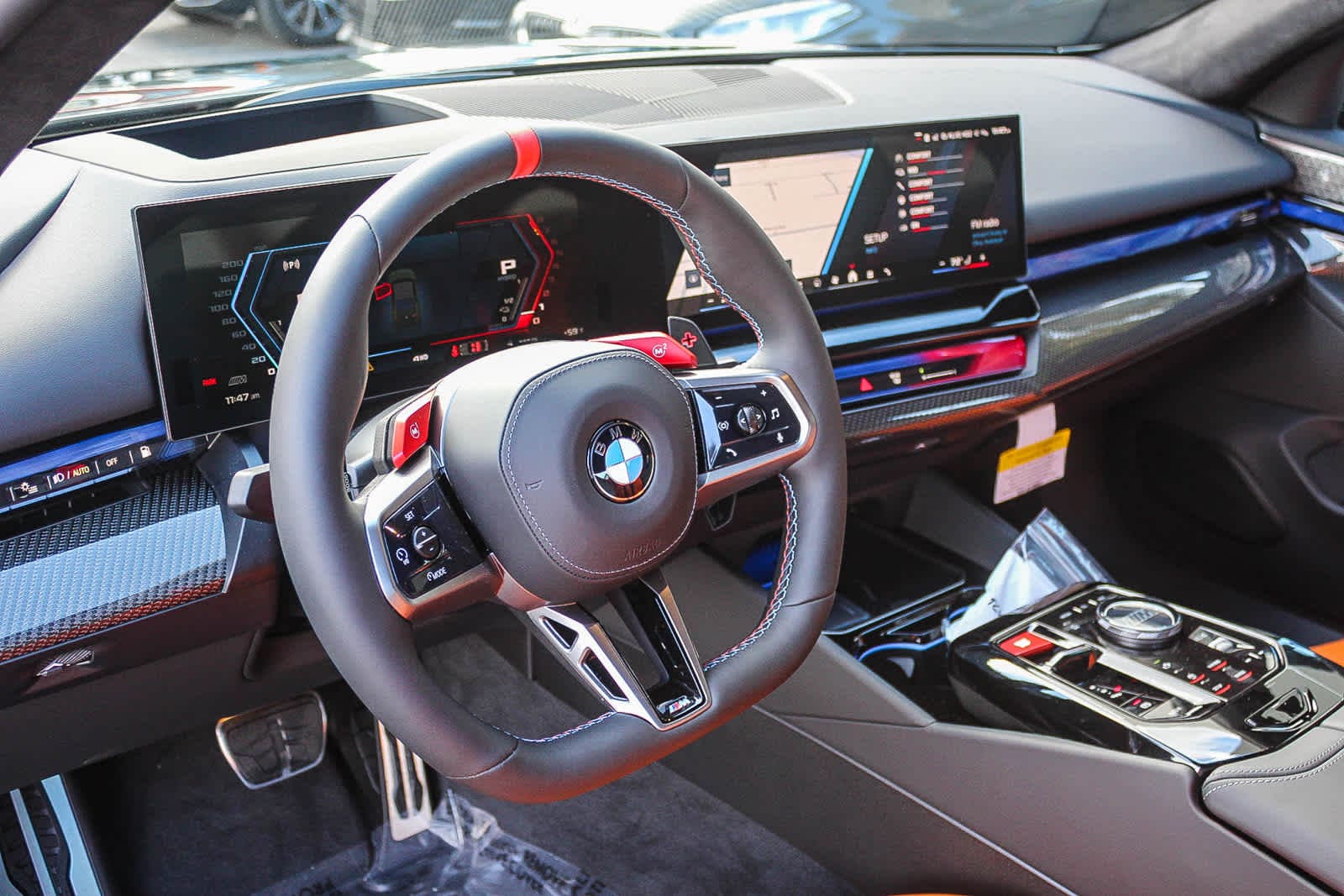 Thumbnail: 2026 BMW M5 - 25