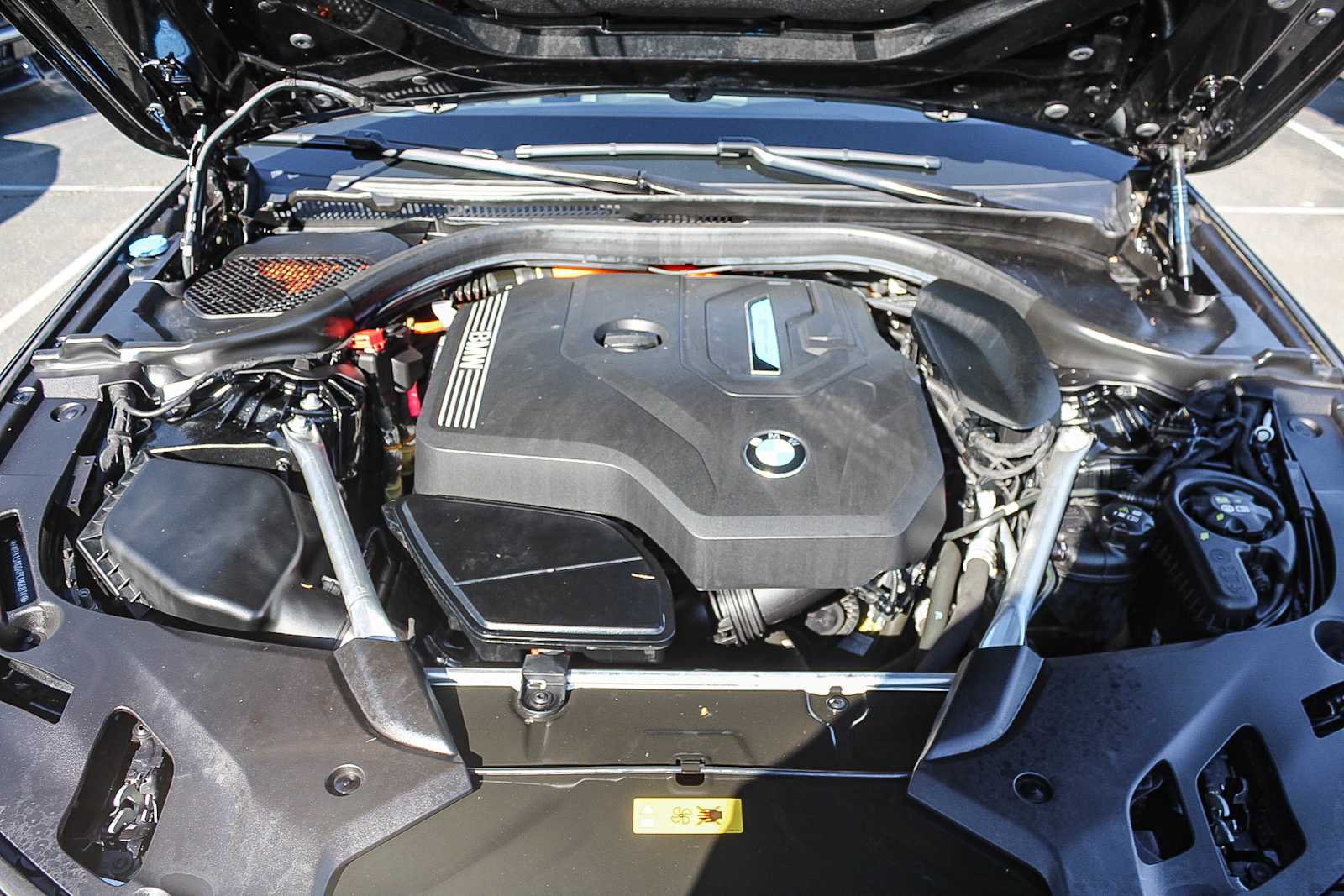 Thumbnail: 2023 BMW 5 Series - 27