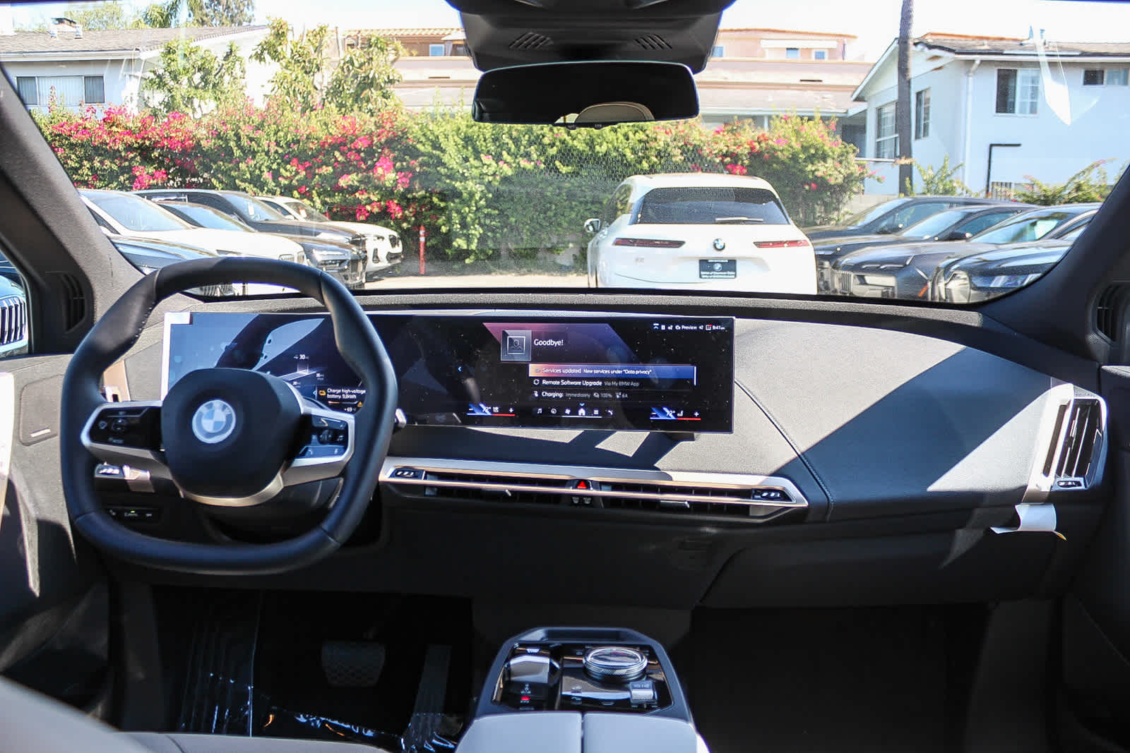 Thumbnail: 2026 BMW iX - 12