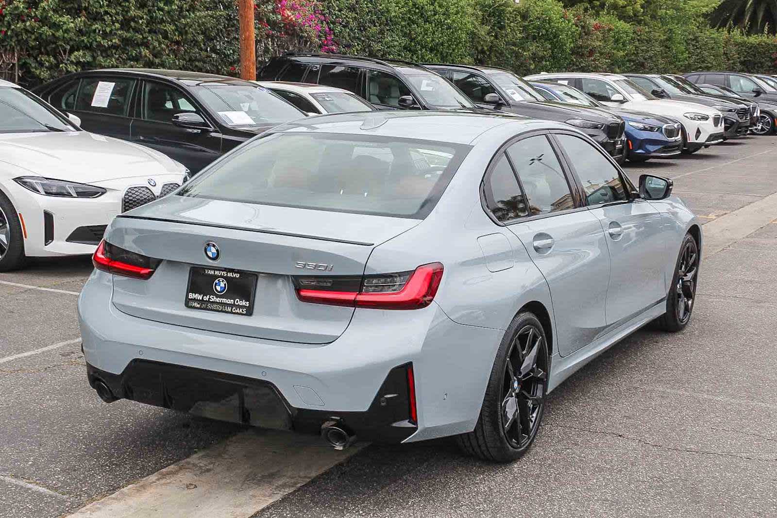 Thumbnail: 2026 BMW 3 Series - 4