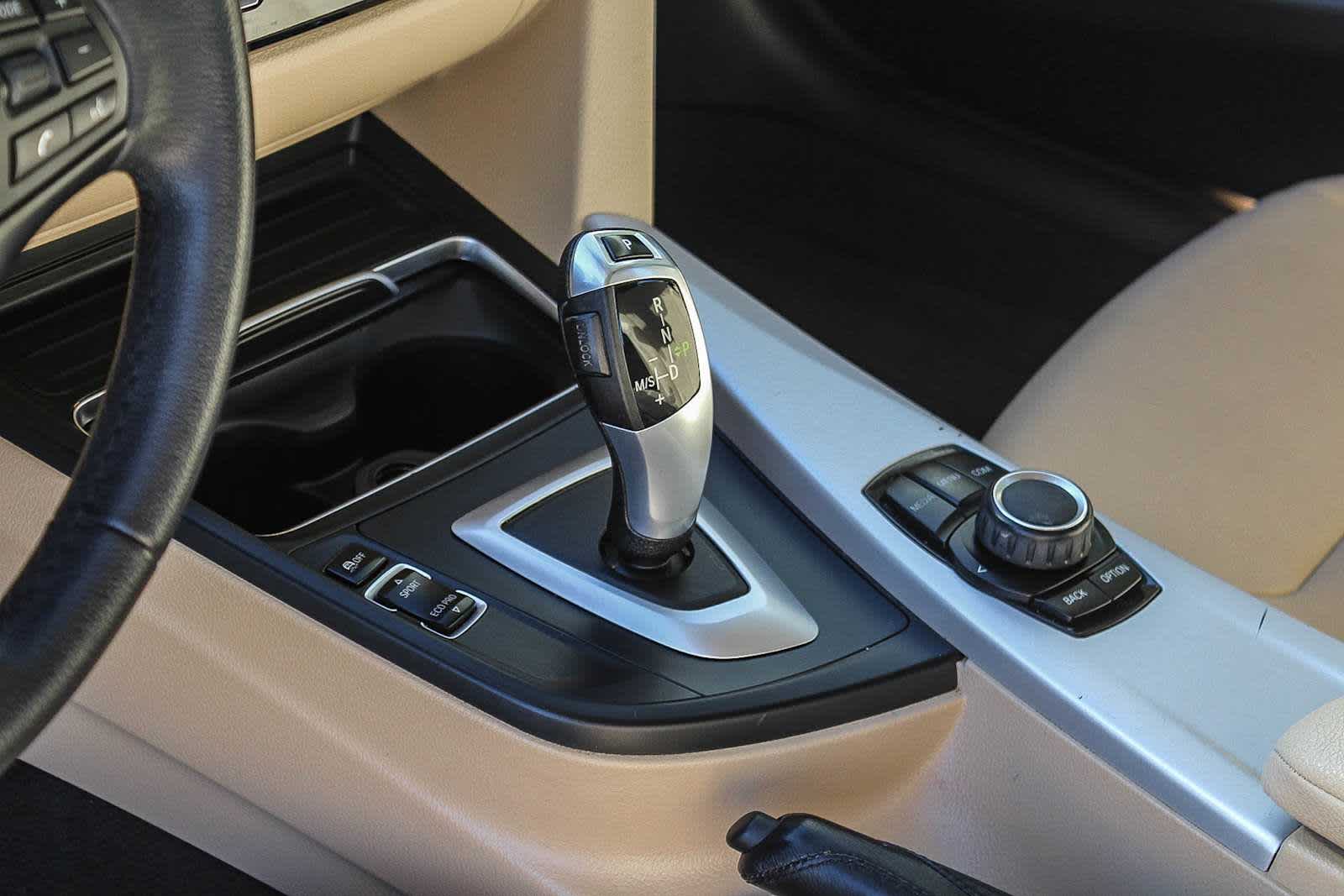 Thumbnail: 2018 BMW 3 Series - 19