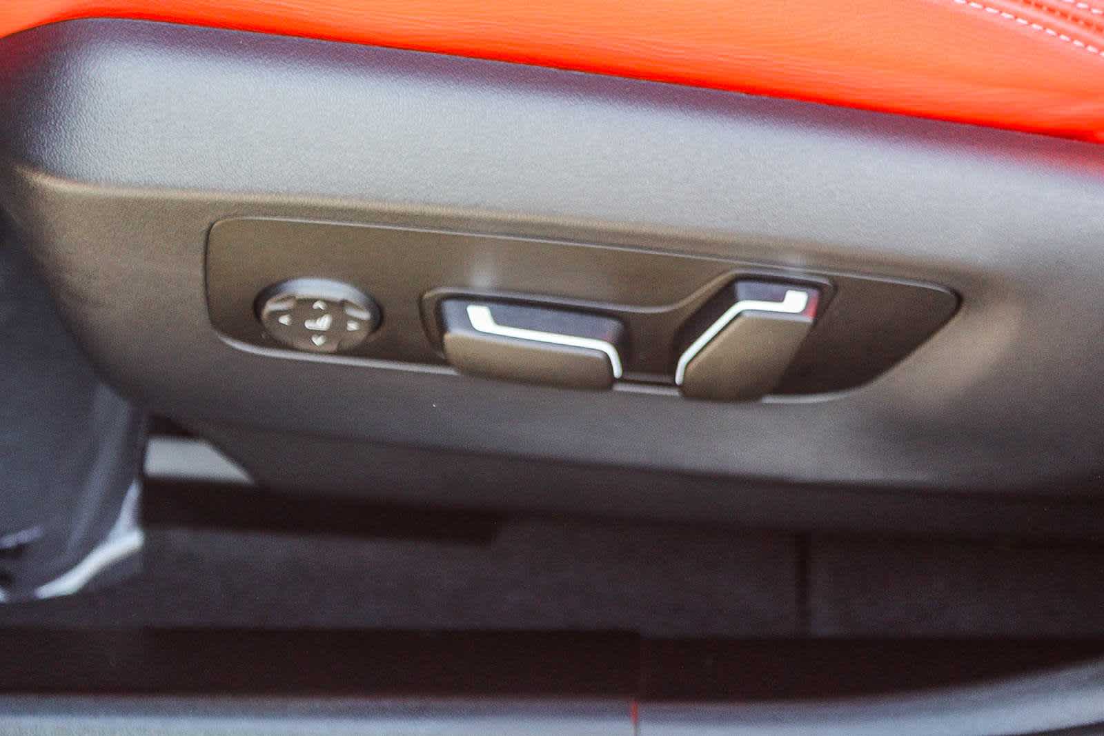 Thumbnail: 2025 BMW M5 - 21