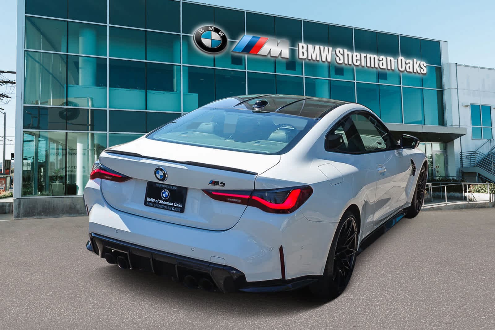 Thumbnail: 2024 BMW M4 - 4