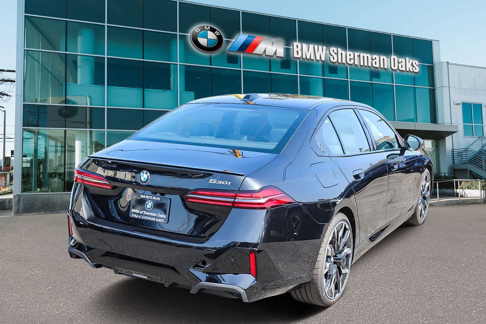 2026 BMW 5 Series 530i 4