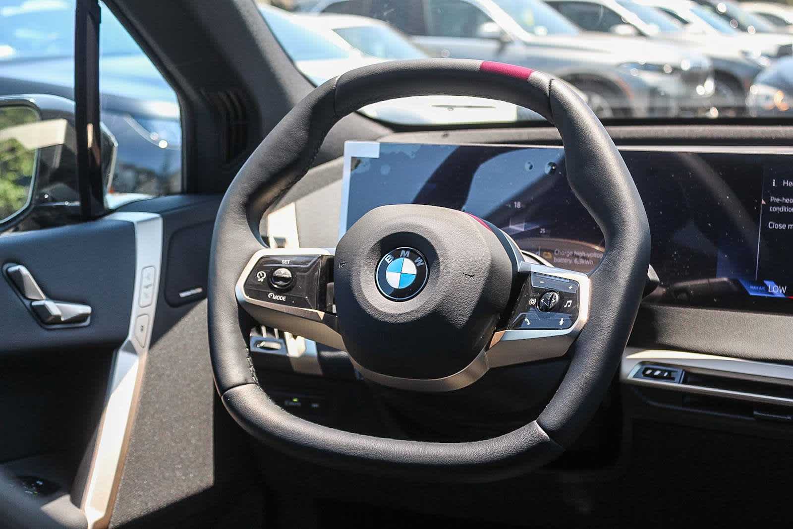 Thumbnail: 2026 BMW iX - 15