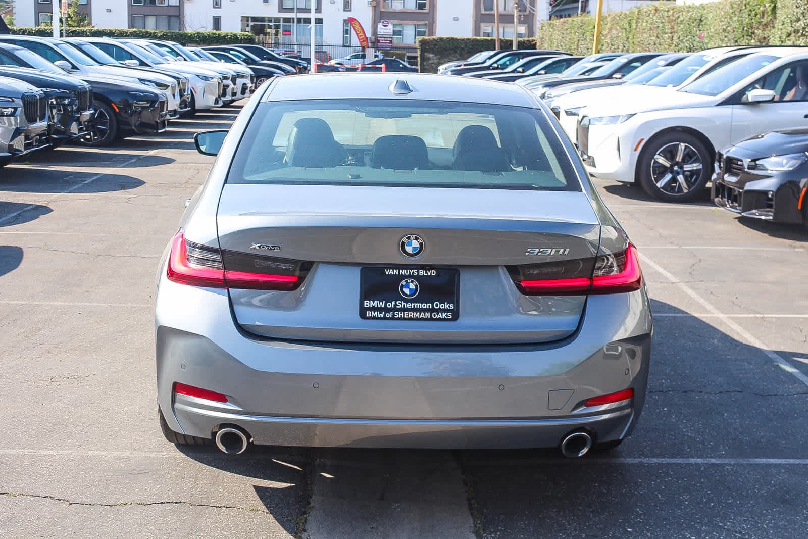 2024 BMW 330i xDrive photo 4