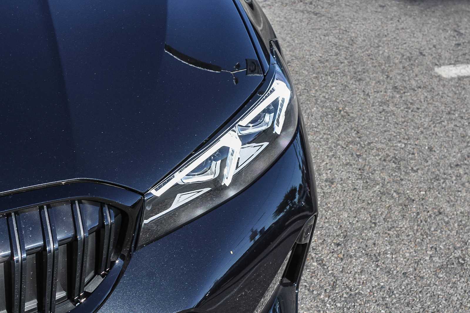 Thumbnail: 2026 BMW 3 Series - 10