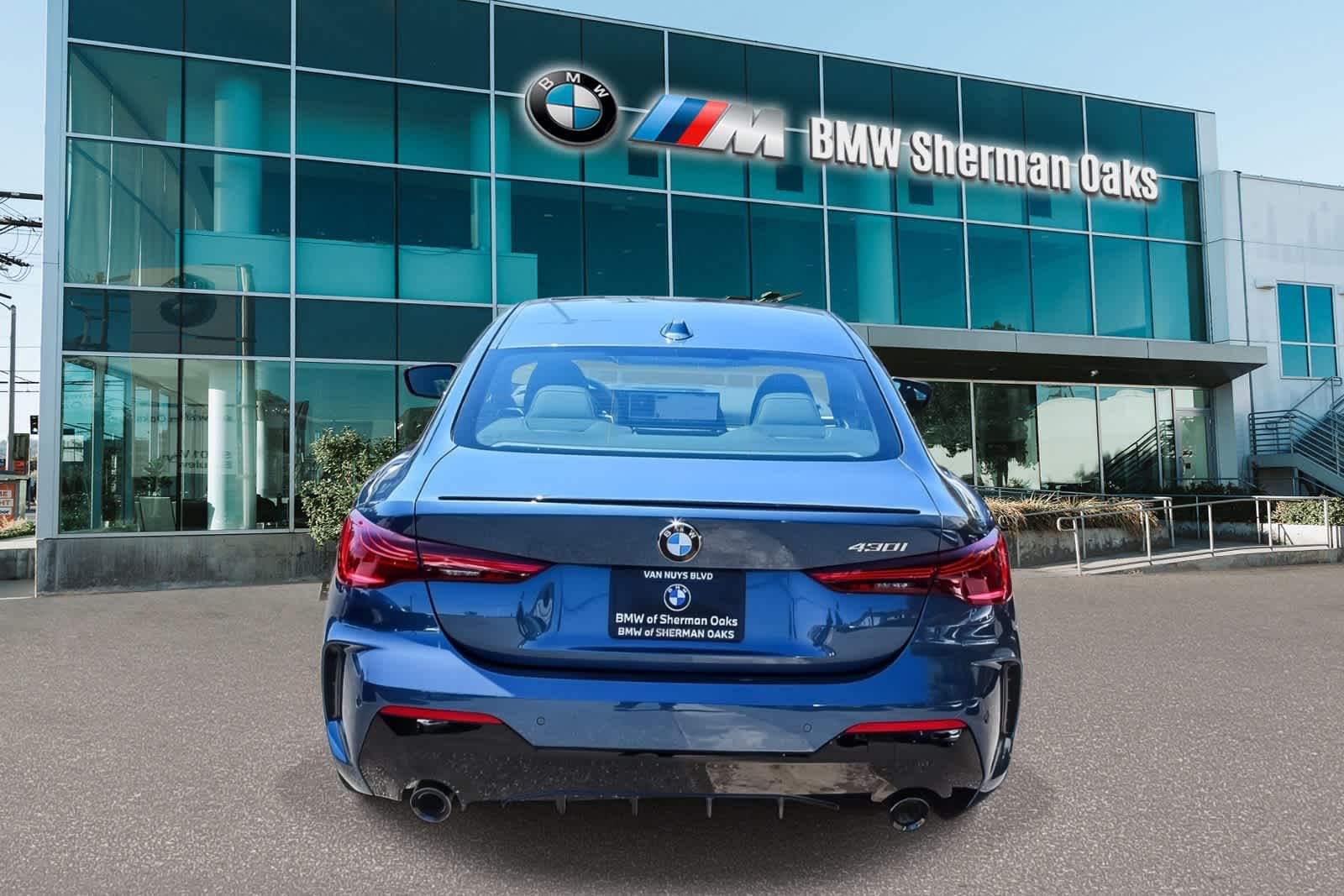 Thumbnail: 2027 BMW 4 Series - 5