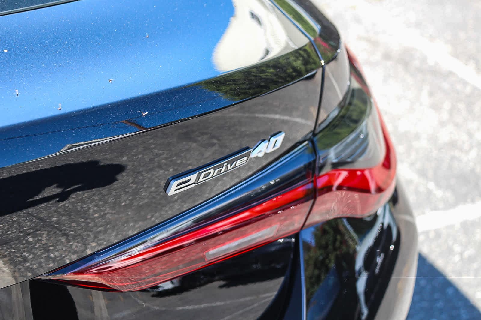 Thumbnail: 2026 BMW i4 - 30