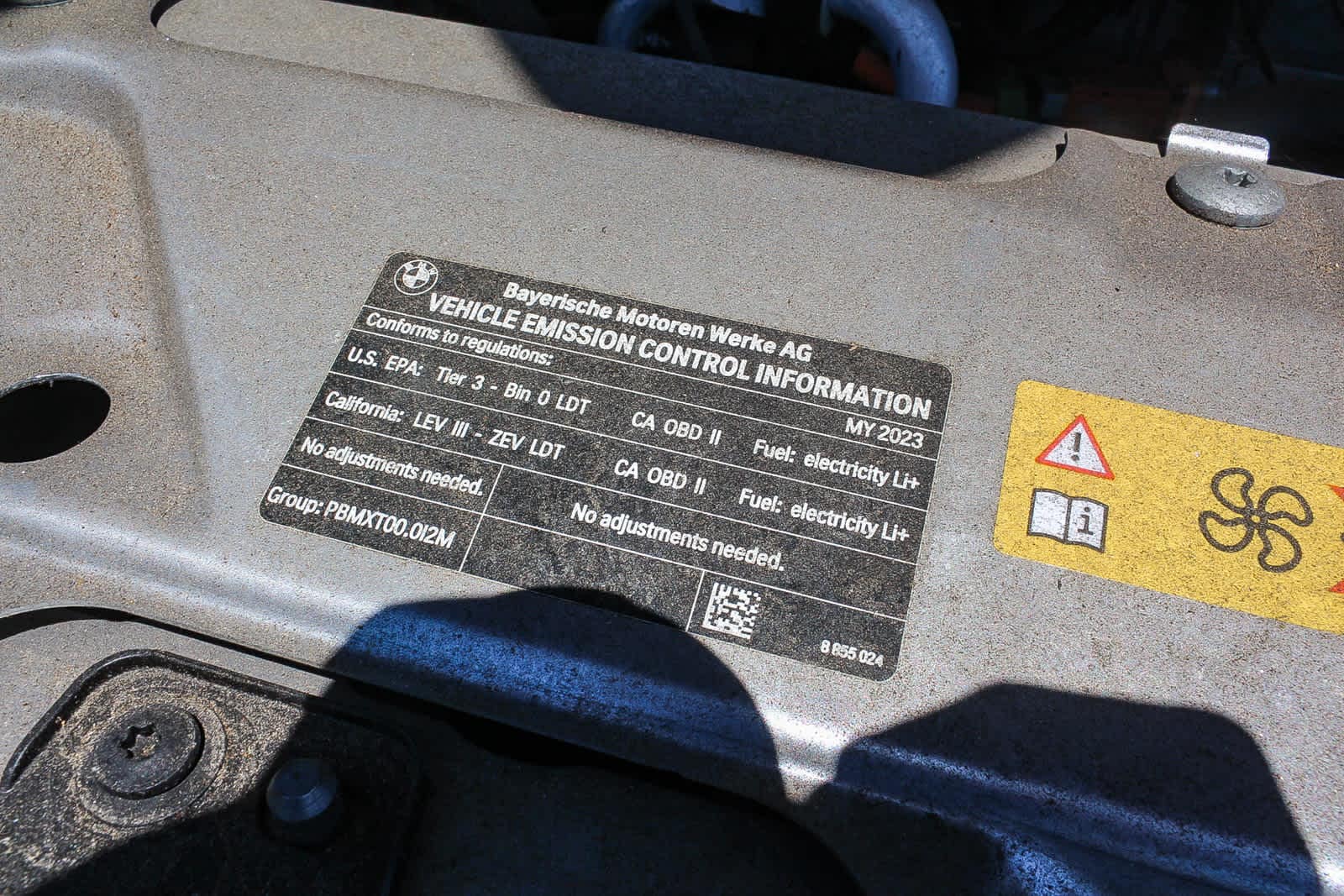 Thumbnail: 2023 BMW iX - 26