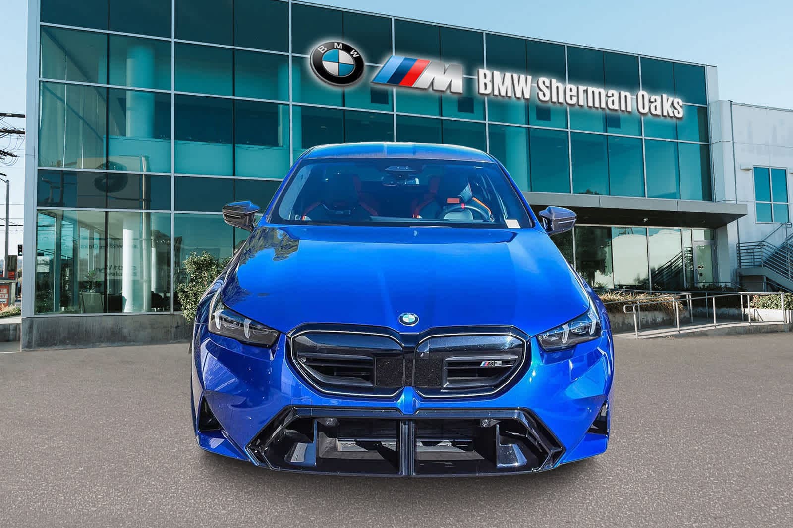 Thumbnail: 2025 BMW M5 - 4