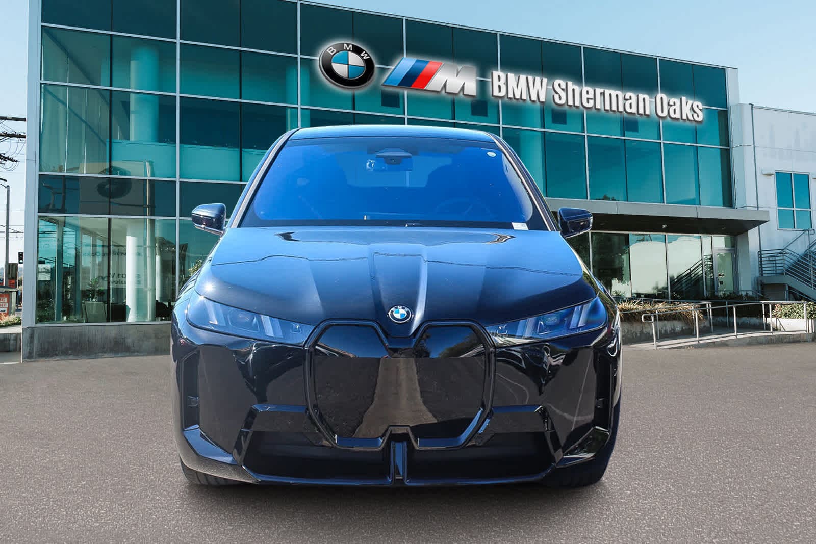 Thumbnail: 2026 BMW iX - 2