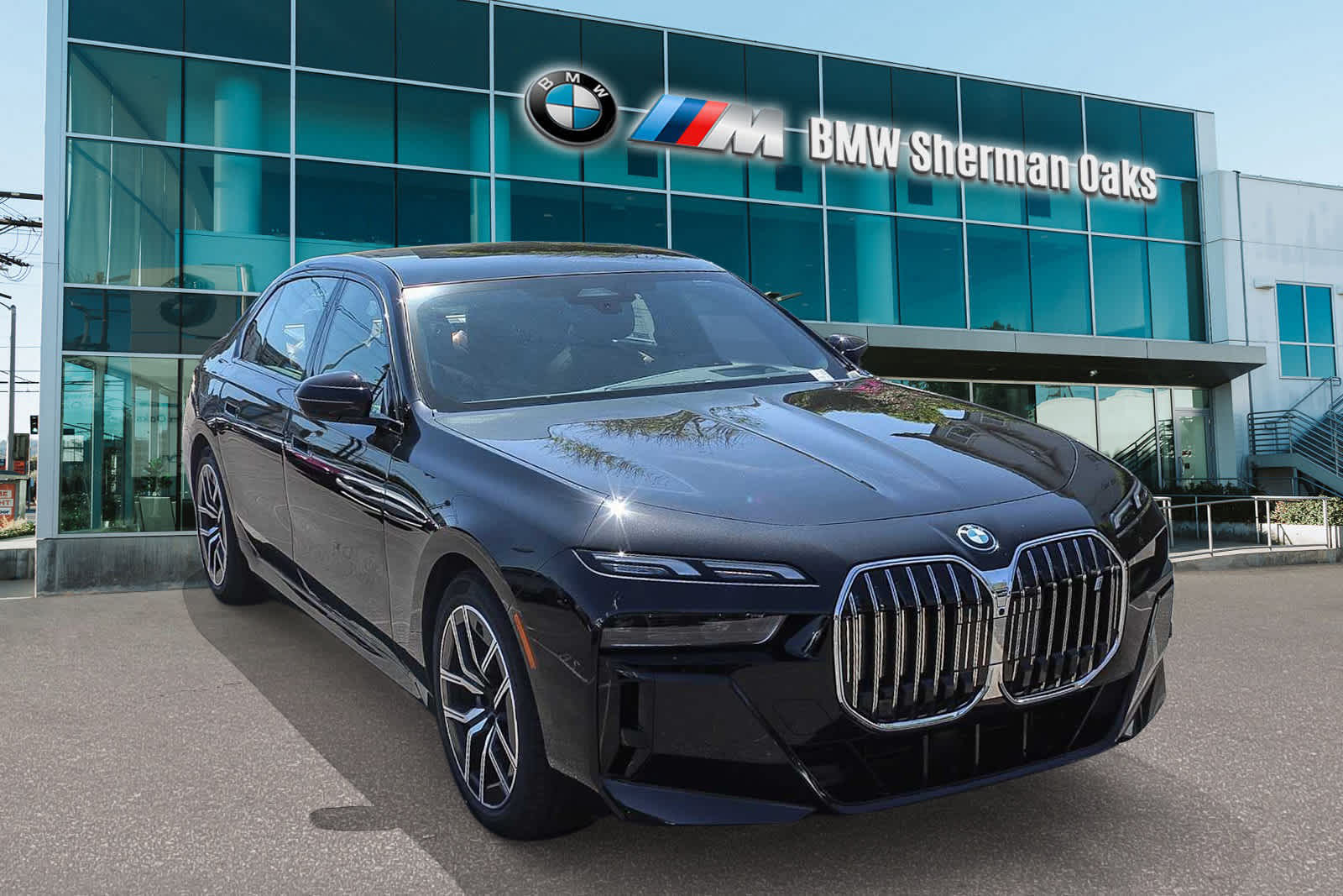 Thumbnail: 2026 BMW i7 - 3