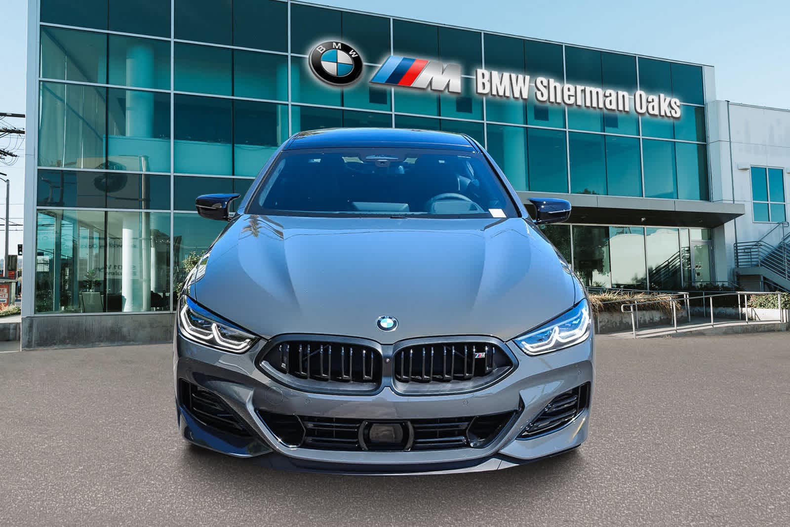 Thumbnail: 2026 BMW 8 Series - 2