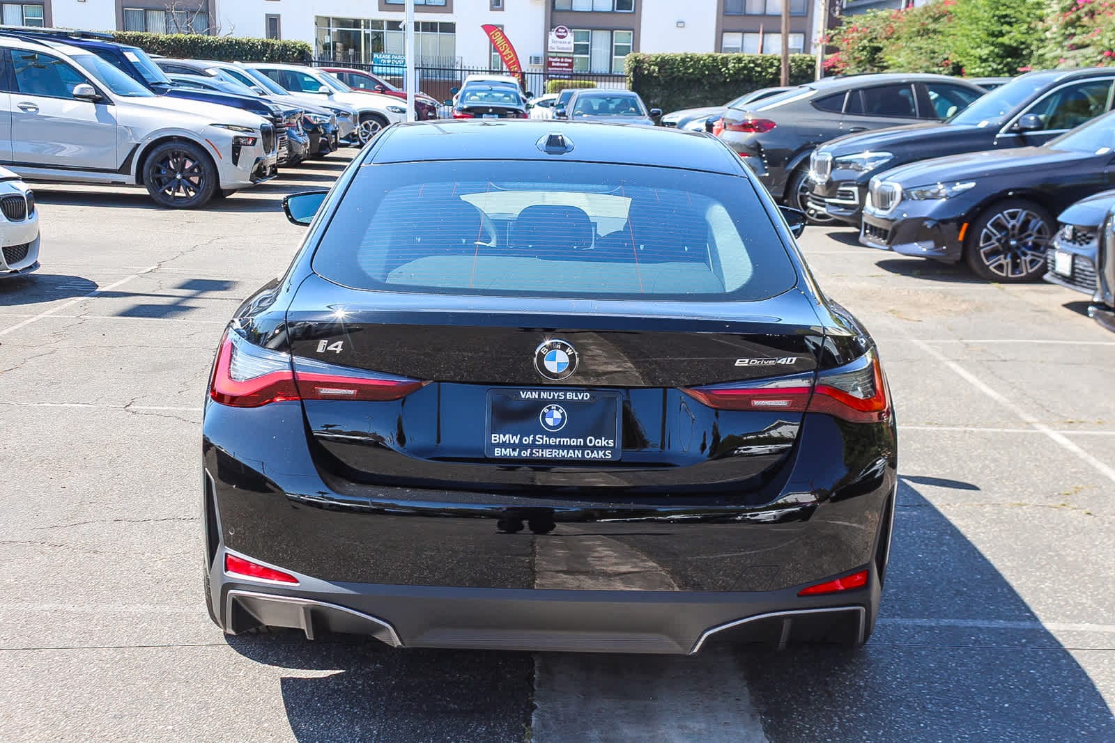 Thumbnail: 2026 BMW i4 - 7